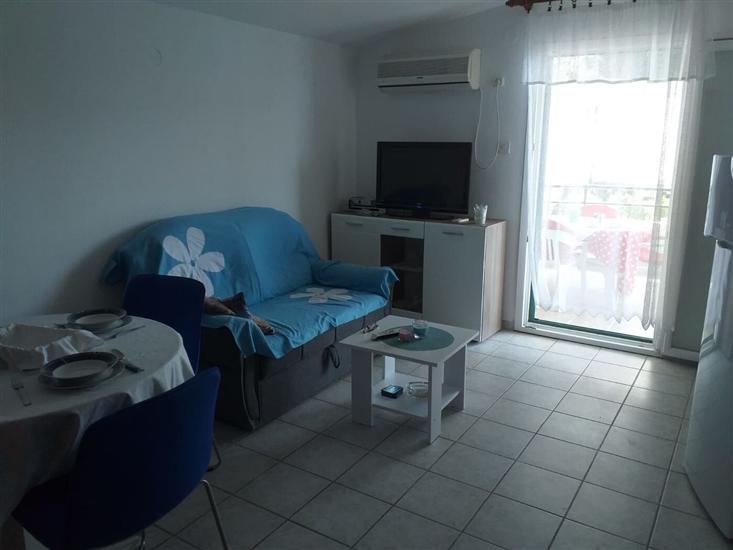 Apartment A1, for 5 persons