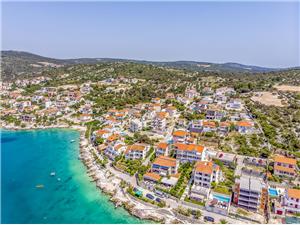 Apartmanok Zvonko Razanj, Méret 45,00 m2, Légvonalbeli távolság 200 m, Központtól való távolság 400 m