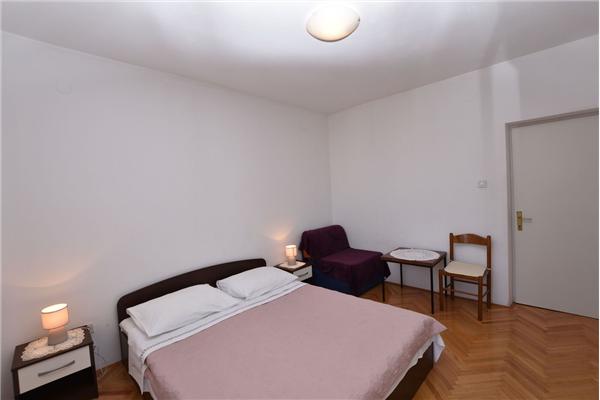 Apartment A1, for 8 persons