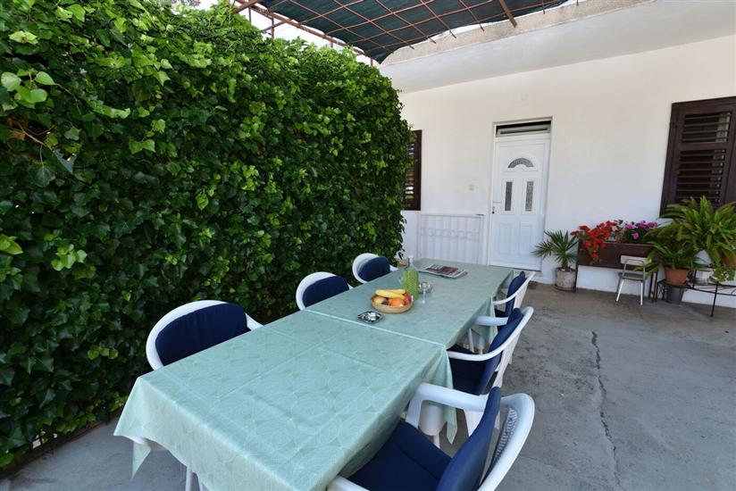 Apartment A1, for 8 persons