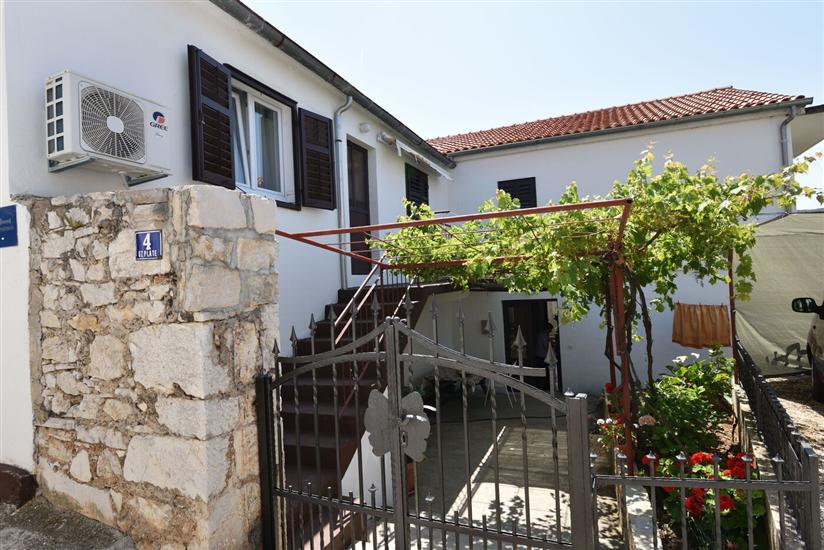 Apartment A1, for 2 persons