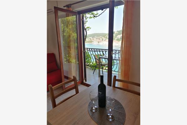 Apartment A2, for 3 persons