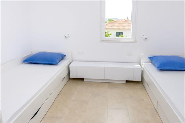 Apartment A4, for 4 persons