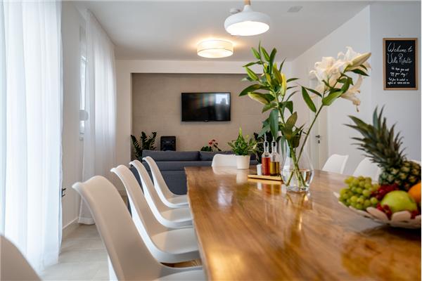 House K1, for 12 persons