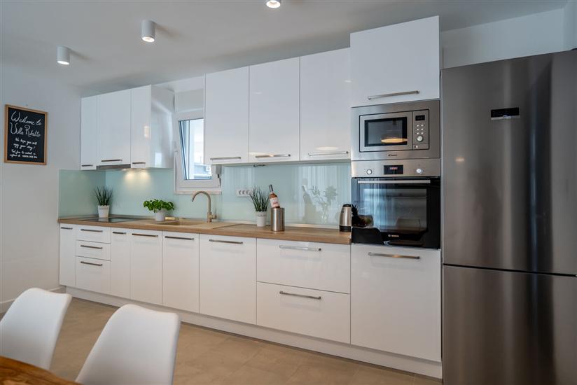 House K1, for 12 persons