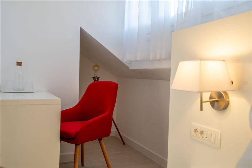 House K1, for 12 persons