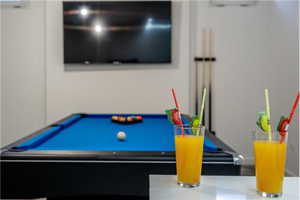 House K1, for 12 persons