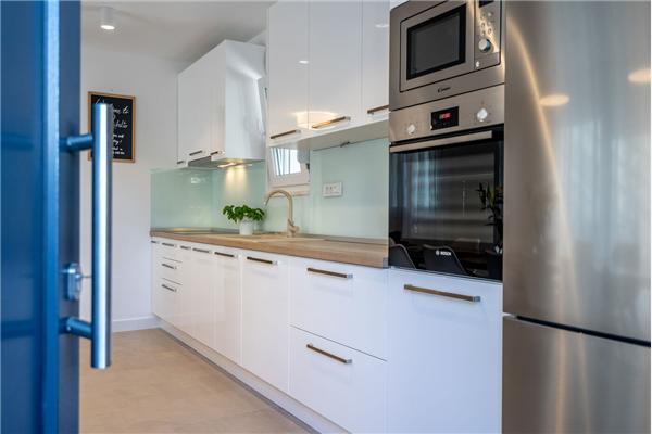 House K1, for 12 persons