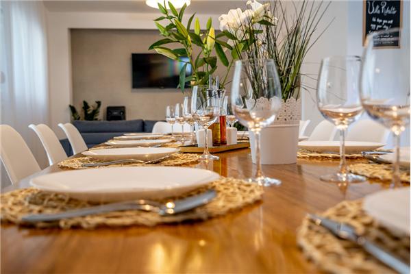 House K1, for 12 persons