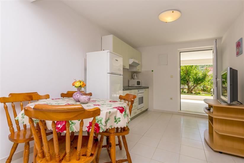 Apartment A1, for 8 persons