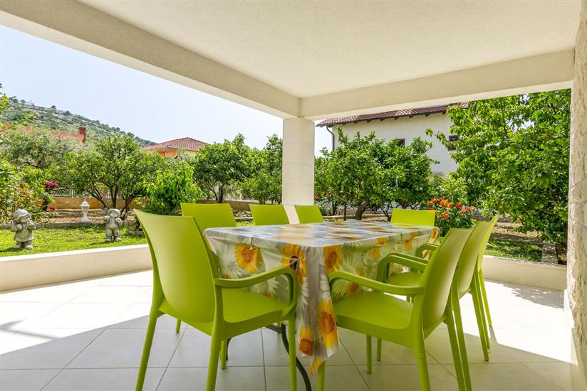 Apartment A1, for 8 persons