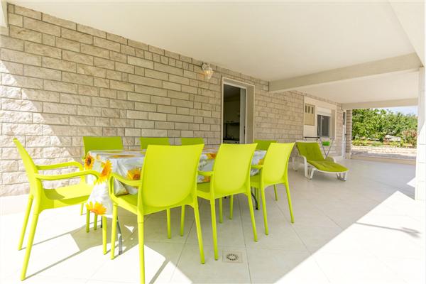 Apartment A1, for 8 persons