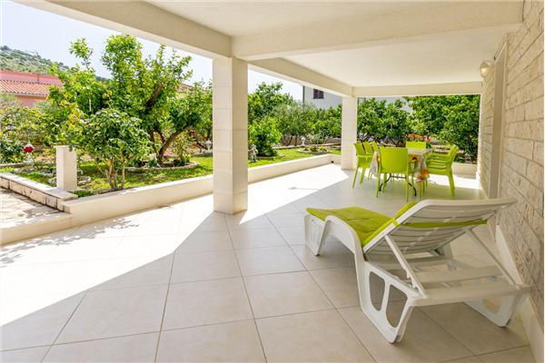 Apartment A1, for 8 persons