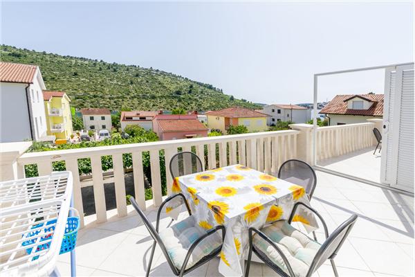 Apartment A2, for 4 persons