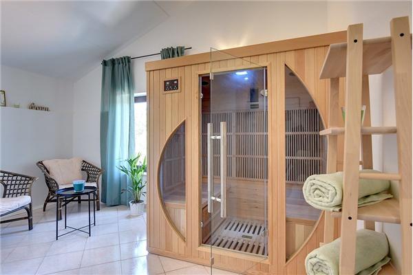 House K1, for 10 persons