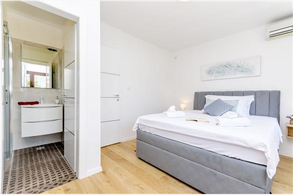 House K1, for 8 persons