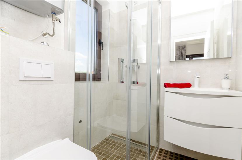 House K1, for 8 persons