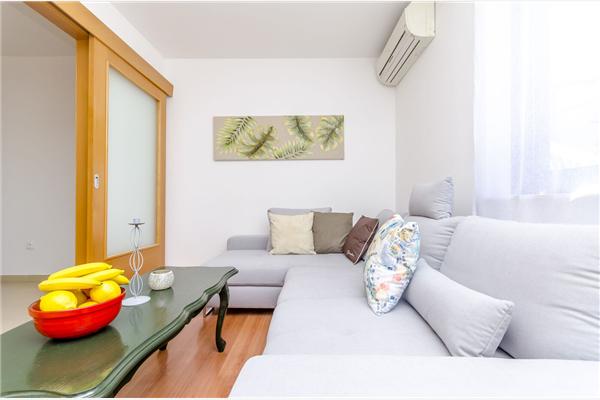 House K1, for 8 persons