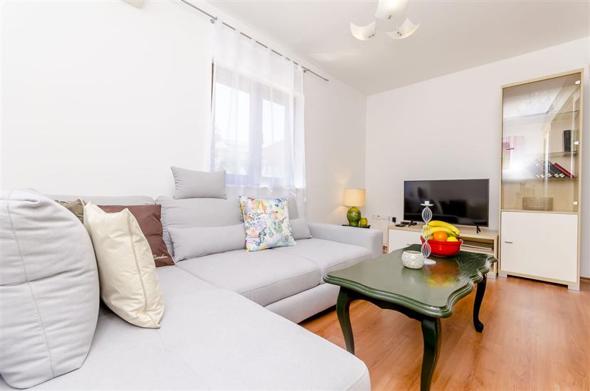 House K1, for 8 persons