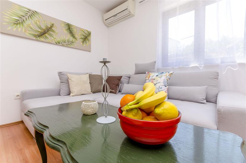 House K1, for 8 persons