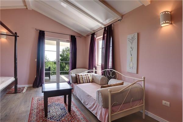 House K1, for 8 persons