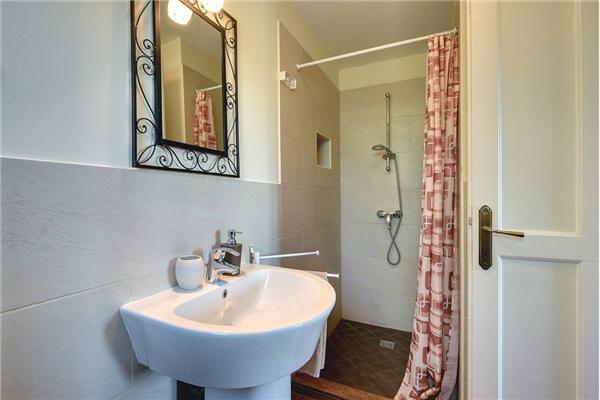 House K1, for 8 persons