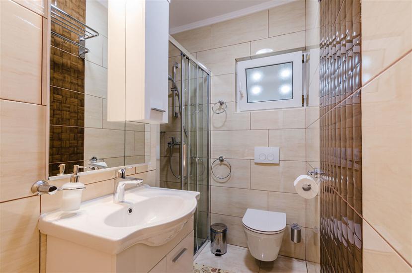 Ferienwohnung A1, für 8 Personen