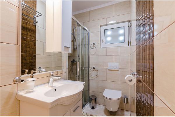 Ferienwohnung A1, für 8 Personen