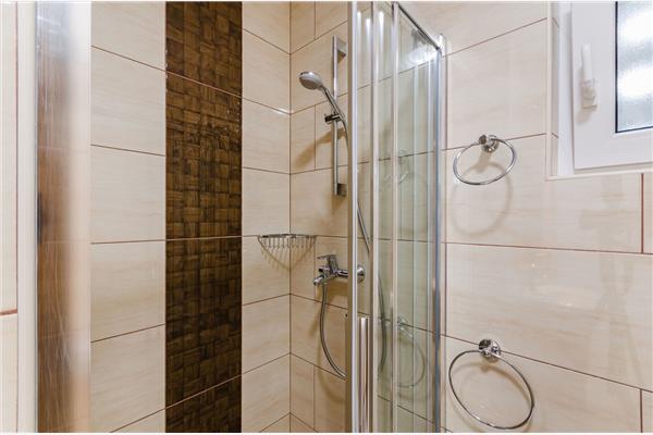 Ferienwohnung A1, für 8 Personen