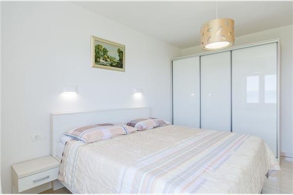 Ferienwohnung A1, für 8 Personen