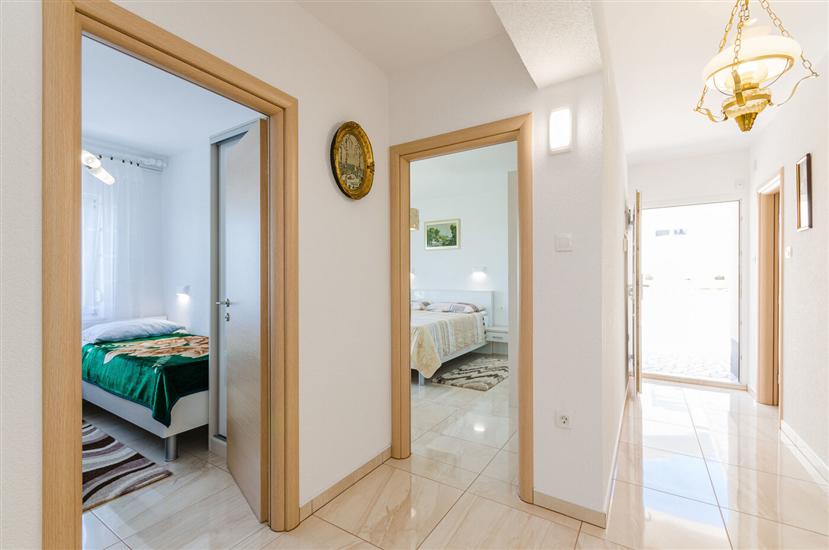 Ferienwohnung A1, für 8 Personen