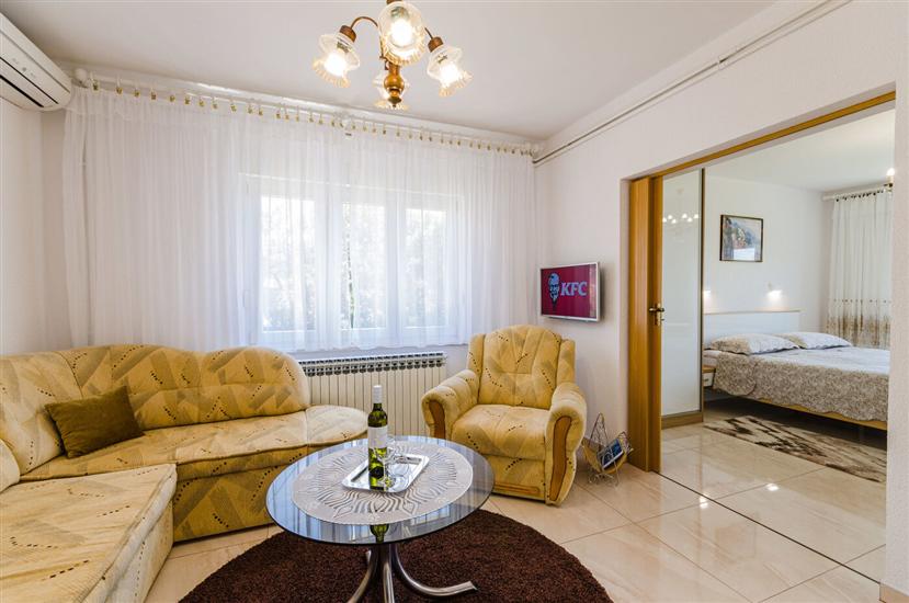 Ferienwohnung A1, für 8 Personen