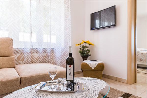 Ferienwohnung A2, für 8 Personen