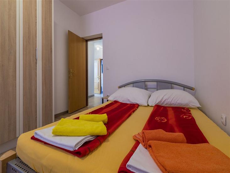 Apartment A3, for 6 persons