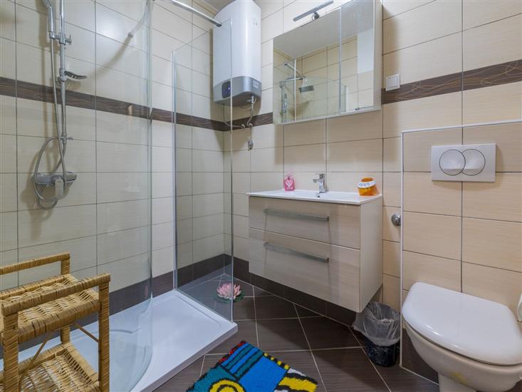 Apartment A3, for 6 persons