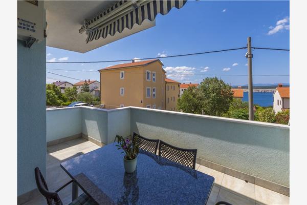 Apartment A3, for 6 persons