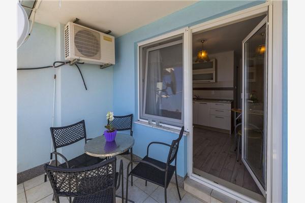 Apartment A2, for 4 persons