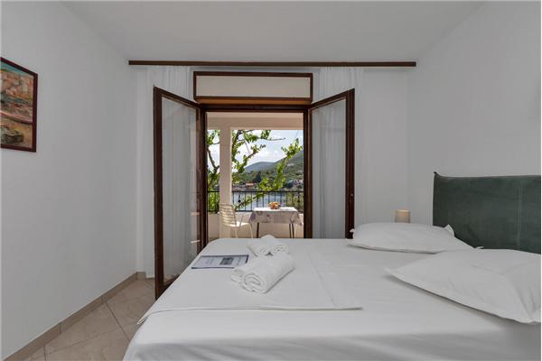 Apartment A4, for 3 persons