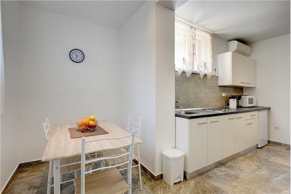 Apartment A1, for 4 persons