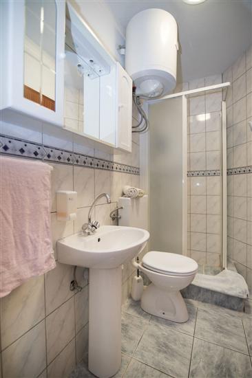 Apartment A1, for 6 persons