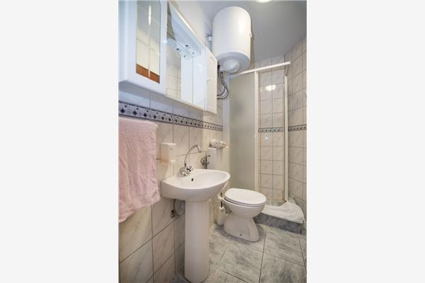 Apartment A1, for 6 persons