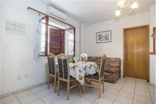 Apartment A1, for 6 persons