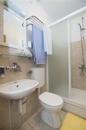 Room S1, for 2 persons