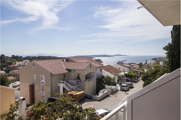 Room S1, for 2 persons