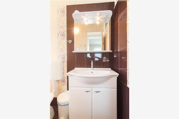 Room S2, for 2 persons