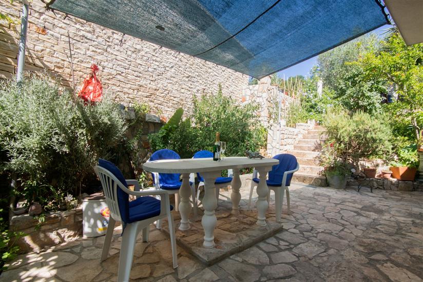 Apartment A1, for 3 persons