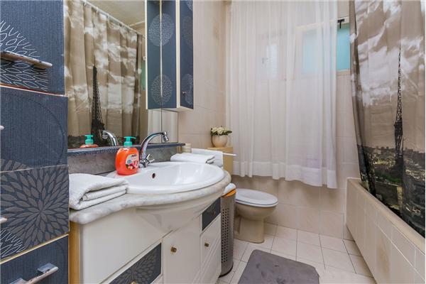 Apartment A1, for 6 persons