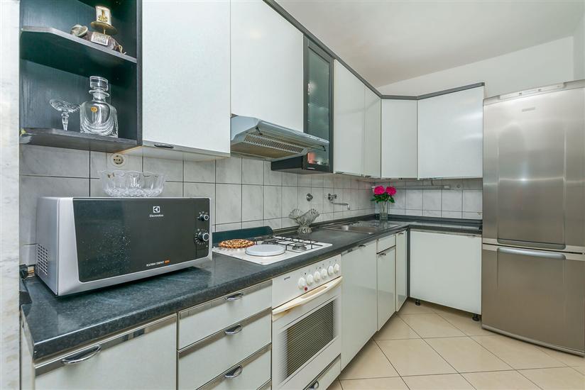 Apartment A1, for 6 persons