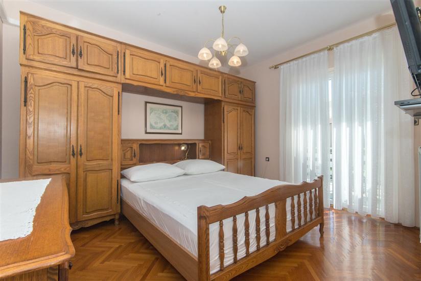 Room S5, for 2 persons