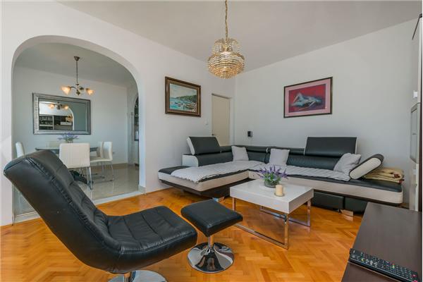 Apartment A1, for 6 persons